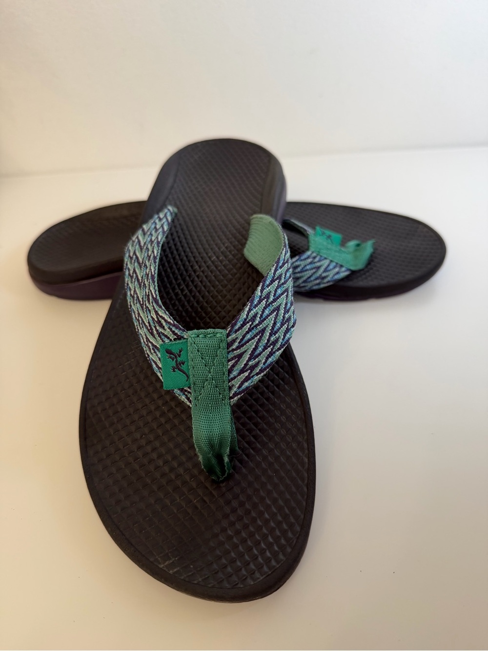 Chaco Black Flip Sandals with Green and Blue Straps Size 9